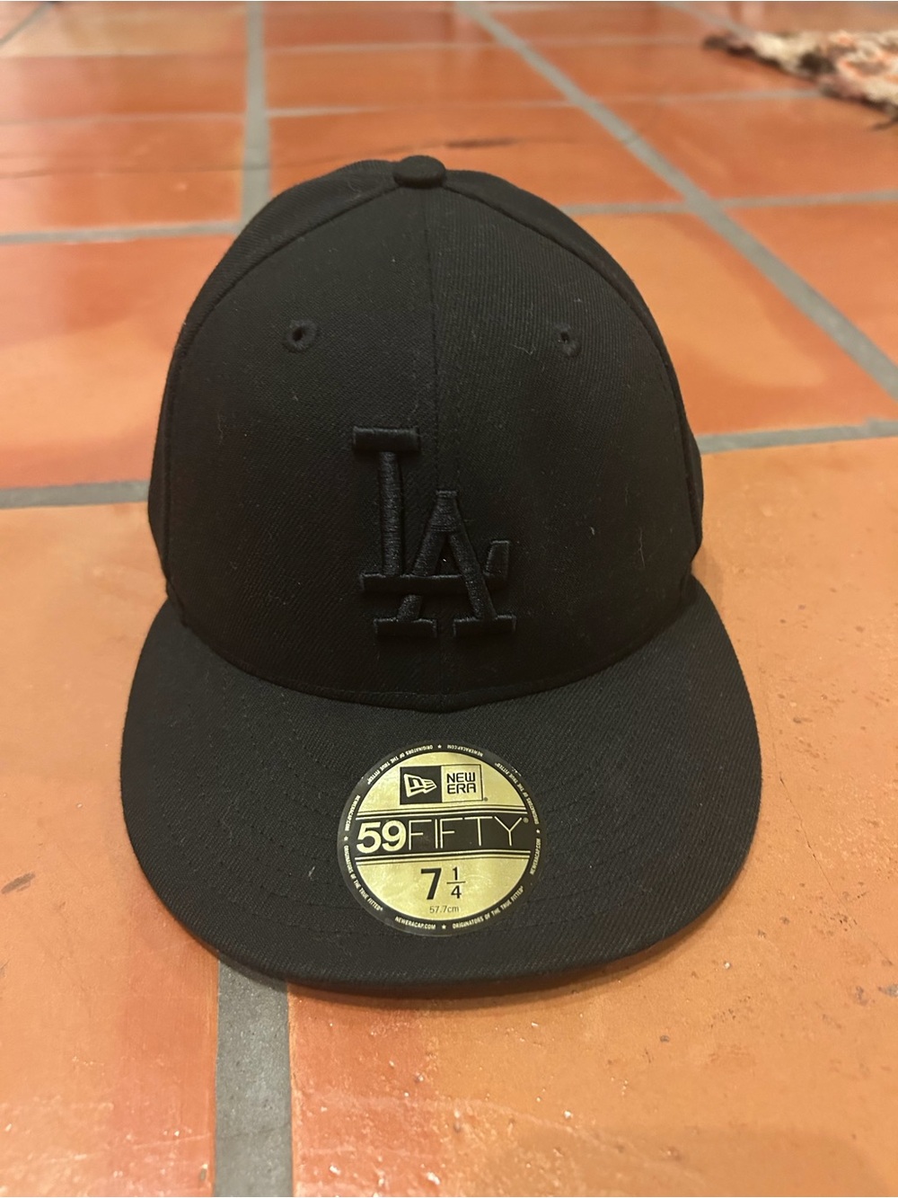 Los Angeles Dodgers - New Era Black LA Embroidered 59FIFTY Fitted Cap